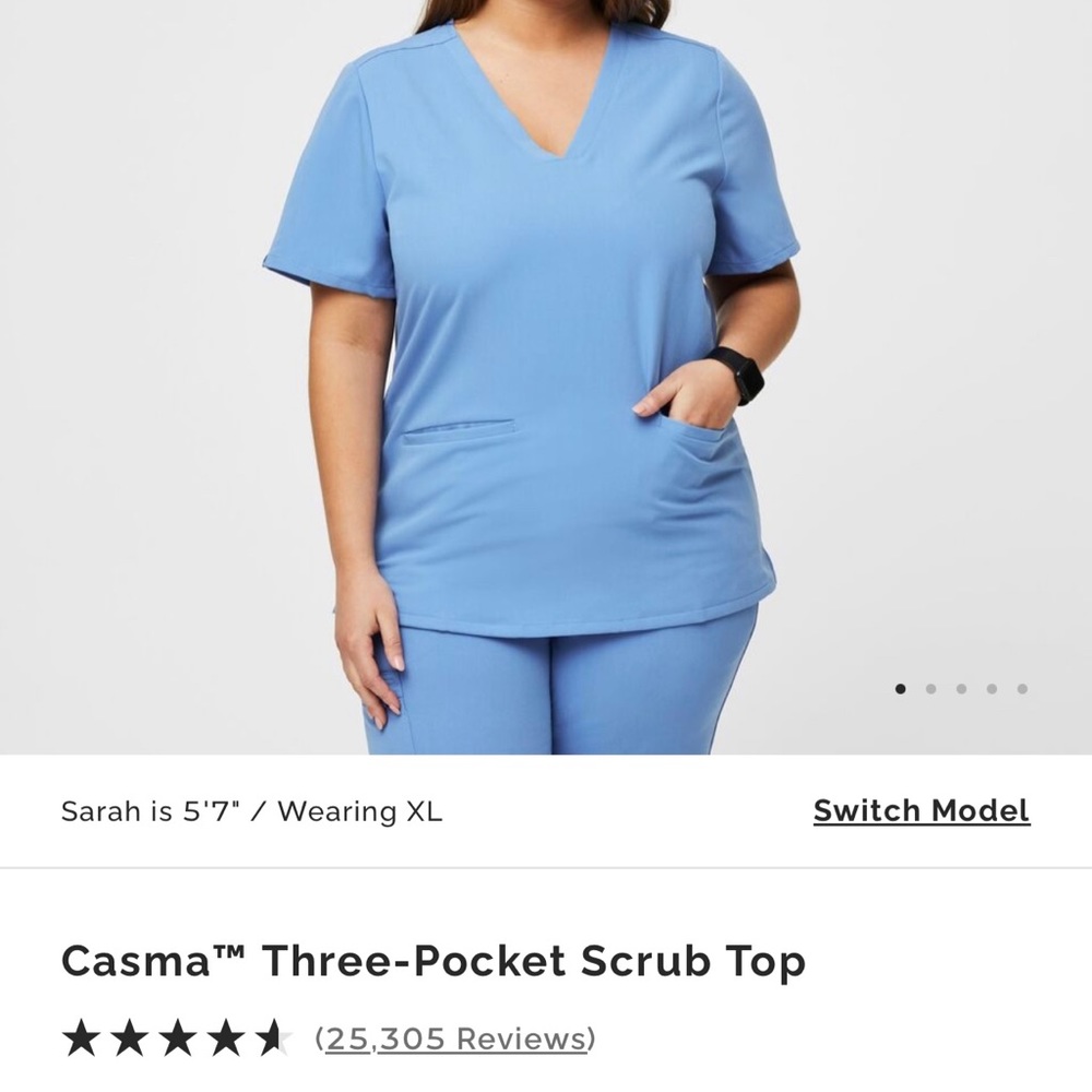Ceil Blue Figs Casma Three-Pocket Scrub Top